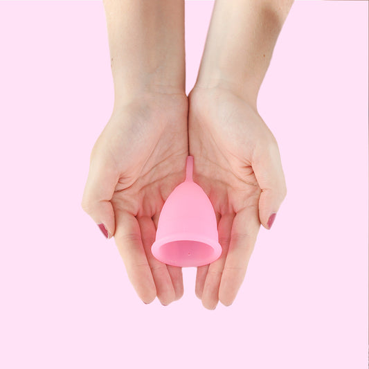 ¿Cómo doblar la copa menstrual?